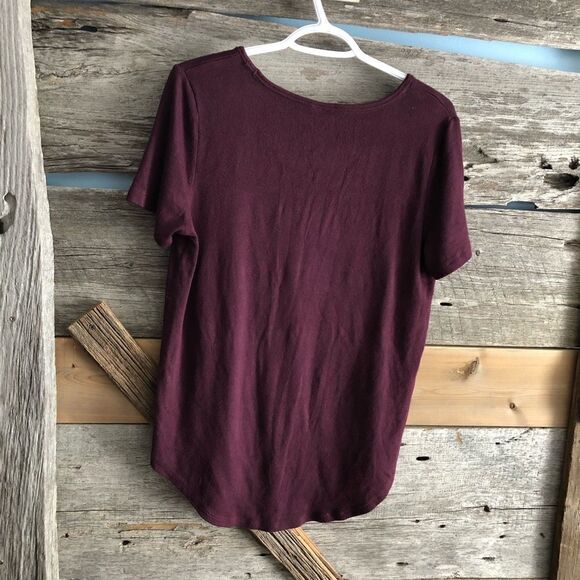 JOE Fresh Active size Med Burgundy scoop neck knit top - Picture 3 of 4